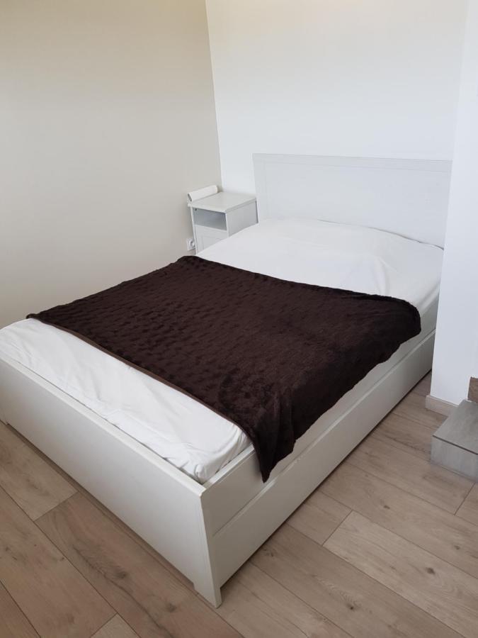 Maison Charnay Les Macon 3 Chambres ภายนอก รูปภาพ